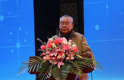 全国动物营养学分会名誉会长卢德勋